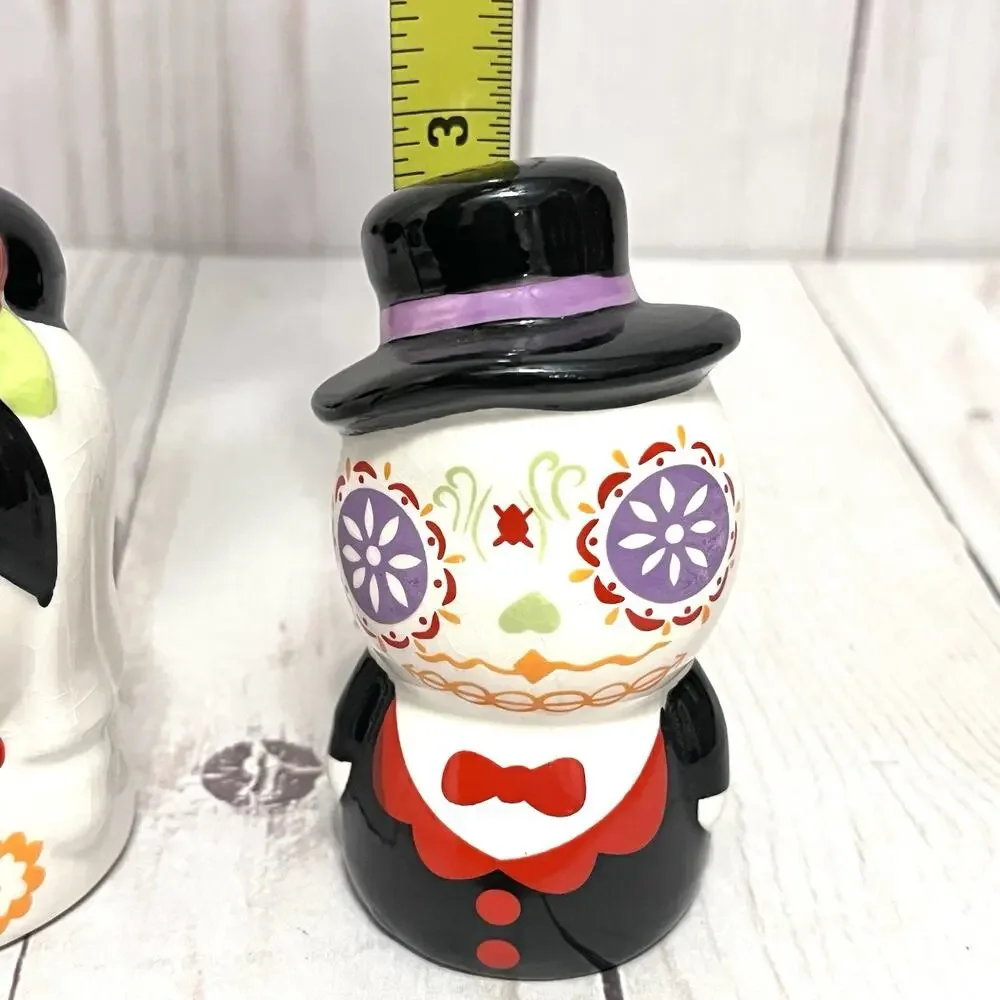 Day Of The Dead Dia De Los Muertaos Bride & Groom Salt & Pepper Shaker Set